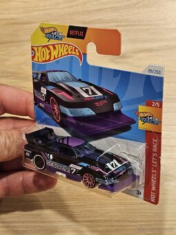 Hot Wheels GT-SCORCHER NETFLIX Let's race - 2