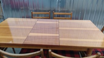 Predám veľký roztahovaci stôl a 6 x stoličky. - 2