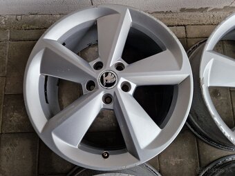 Golus 5x112 R18 - 2