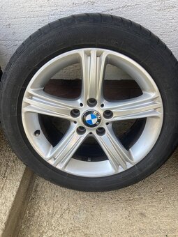 Elektróny 225/55 R17 na BMW - 2