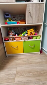 Skriňa na hračky - 2