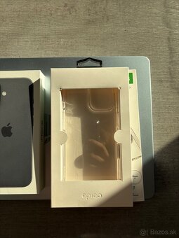 Kryt, obal na iPhone 17 - 2