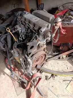 Audi 100 c4 a6 - 2