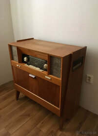 Tatra nábytok - 70. roky a tesla rádio - 2