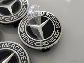 Stredove kryty diskov Mercedes 75mm cierne - 2
