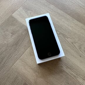 iPhone SE 2020 64 GB Black - 2
