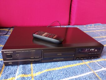Technics CD Player - 2