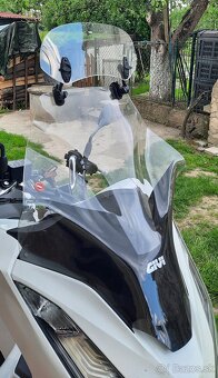 Plexisklo GIVI + deflektor na HONDA PCX 125 - 2
