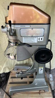 KUCHYNSKÝ ROBOT 30 l, RM-30H - 2