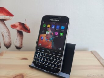 BlackBerry zbierka OS10 - 2