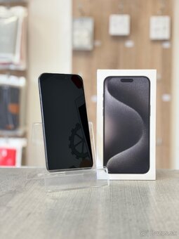 Apple iPhone 15 Pro Max 256GB Black Titanium - 2