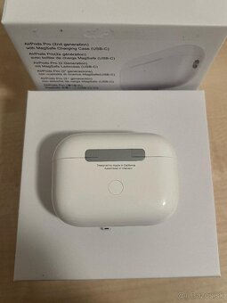 Predám Apple AirPods Pro (2. generácie) s MagSafe puzdrom - 2