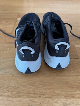 Predám nové Nike Pegasus Trial 3,, nenosené, bez poškodení, - 2