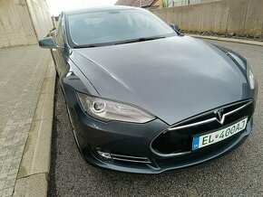 Predám Tesla model S 85 Znížená cena - 2