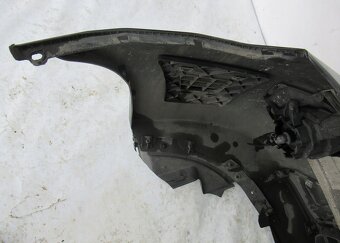 Kia Carens III 3 2006- predný nárazník - 2