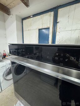 Predám parnú rúru Whirlpool – dotykový displej - 2