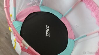 Trampolína vnútorná s ohradou - 2