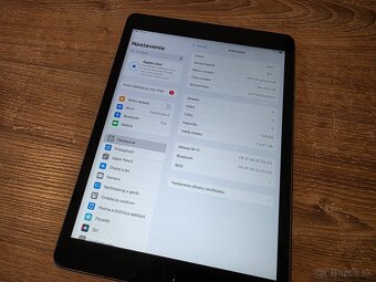 Apple iPad 8 128GB - 2