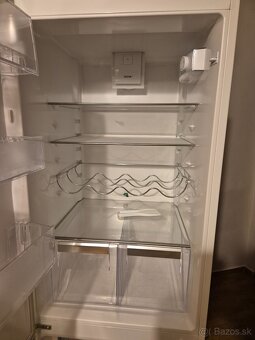 Chladnička s mrazničkou - 2