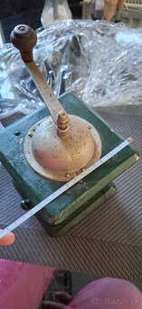 Mlynček na kávu - 2