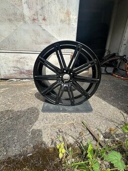 VOSSEN 22 VVS - CV4 Range Rover - 2