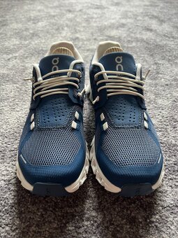 On Running, model Cloud 5, velikost 37,5 - 2