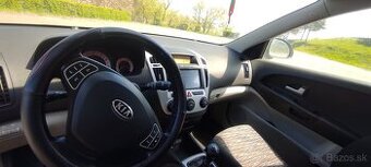 Kia Ceed 2007 1.6 - 2