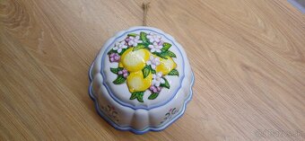 Porcelánová forma na bábovku závesná, z Anglicka - 2