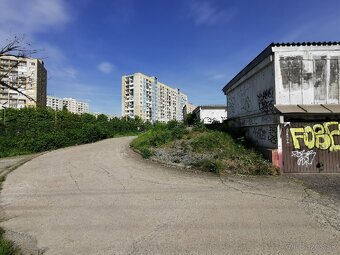 Garáž v centre mesta – Krivá ul., 18 m², osobné vlastníctvo - 2