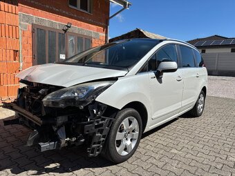 Peugeot 5008 - 2