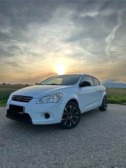 KIA Ceed 1.4 77kw 2009 (proceed) - 2