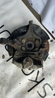 Mazda 3 otoč / kotuc - 2