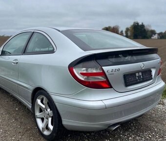 Mercedes-Benz C220CDI Coupe Sport - 2