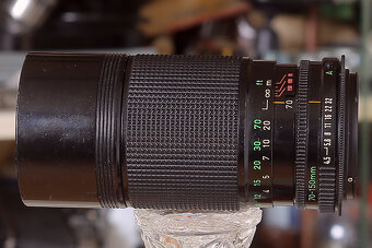 Canon FD 70-150mm / F4,5 / Canon EOS EF bajonet. - 2