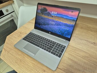 HP 250 G8 /Intel N4020/8GB RAM/FHD/256GB SSD/Bat ok - 2
