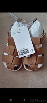 Chlapcenske topanky/sandalky--20/21 - 2