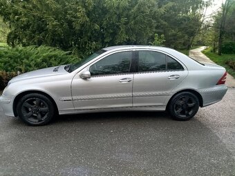 Predám Mercedes C220 - 2
