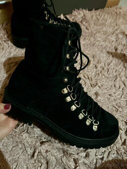 Prettylittlething clenkove jesenne stylove cizmy - 2