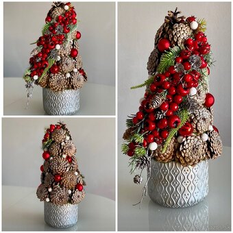 Vianočný stromček so šiškami a bobuľkami vianočná dekorácia. - 2