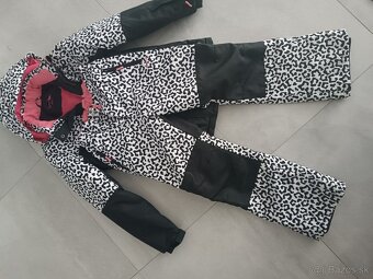 Zimný komplet bunda, otplovacky, čiapka rukavice - 2