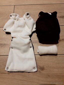 Hnedé rukavice na kočík - 2