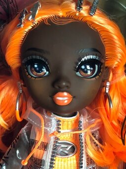 Rainbow High Michelle St. Charles - 2