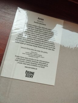 Čierne diery Avion - 2