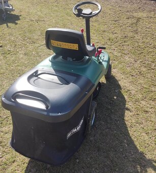 Traktorová kosačka Parkside - 2