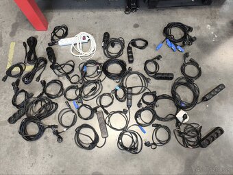 Xlr mikrofóne káble + sieťové káble. - 2