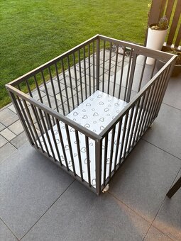 Detská ohrádka - drevená - 2