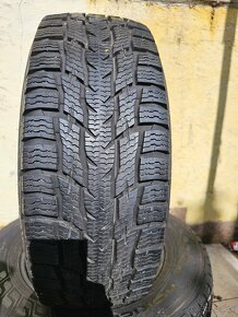 Predám 2-Zimné pneumatiky Nokian 225/65 R16C - 2