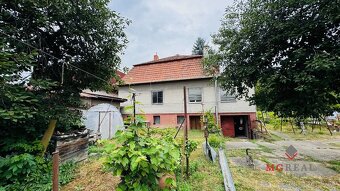 Na predaj 6 i RD v Partizánskom - Štrkovrec pozemok 799 m2 - 2
