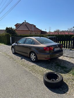 Volkswagen Jetta 1.6 TDI, Automat, 2012, 116 000 km, 1. maji - 2