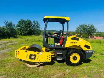 Vibračný válec Bomag BW145DH3 - 2